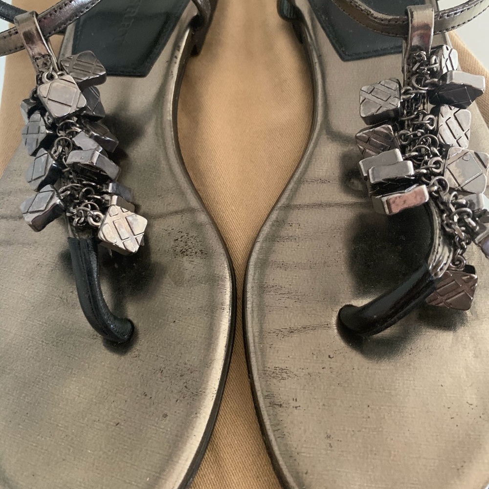 Burberry Embellished Thong Sandals| Size:7.5 - Picture 2 of 5